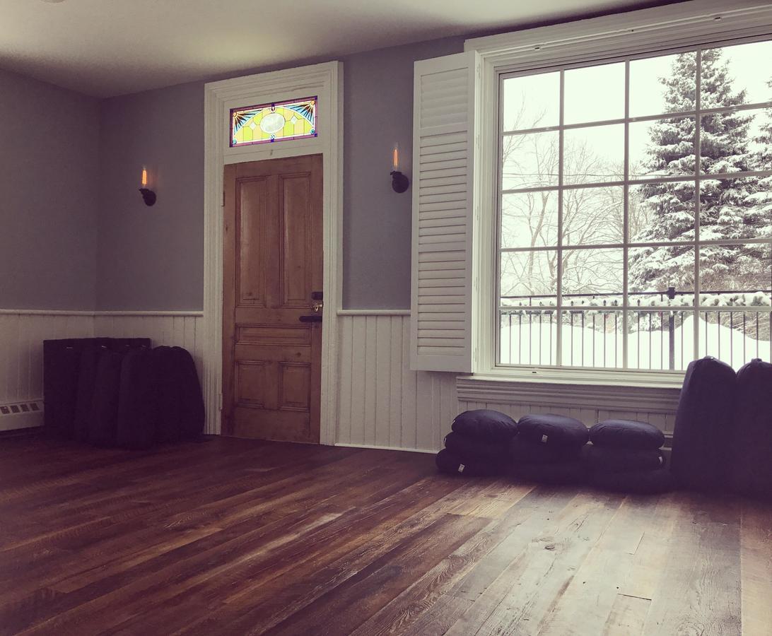 Forks Of The Credit Inn Orangeville Exteriör bild