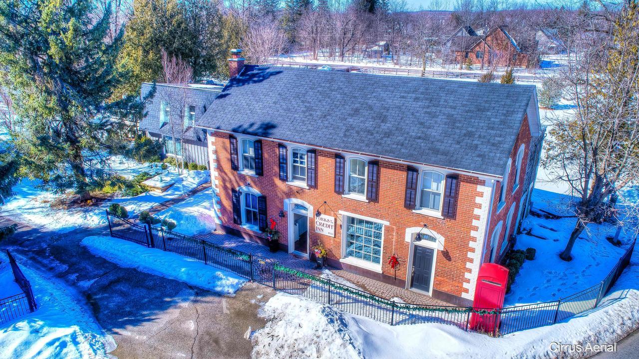 Forks Of The Credit Inn Orangeville Exteriör bild
